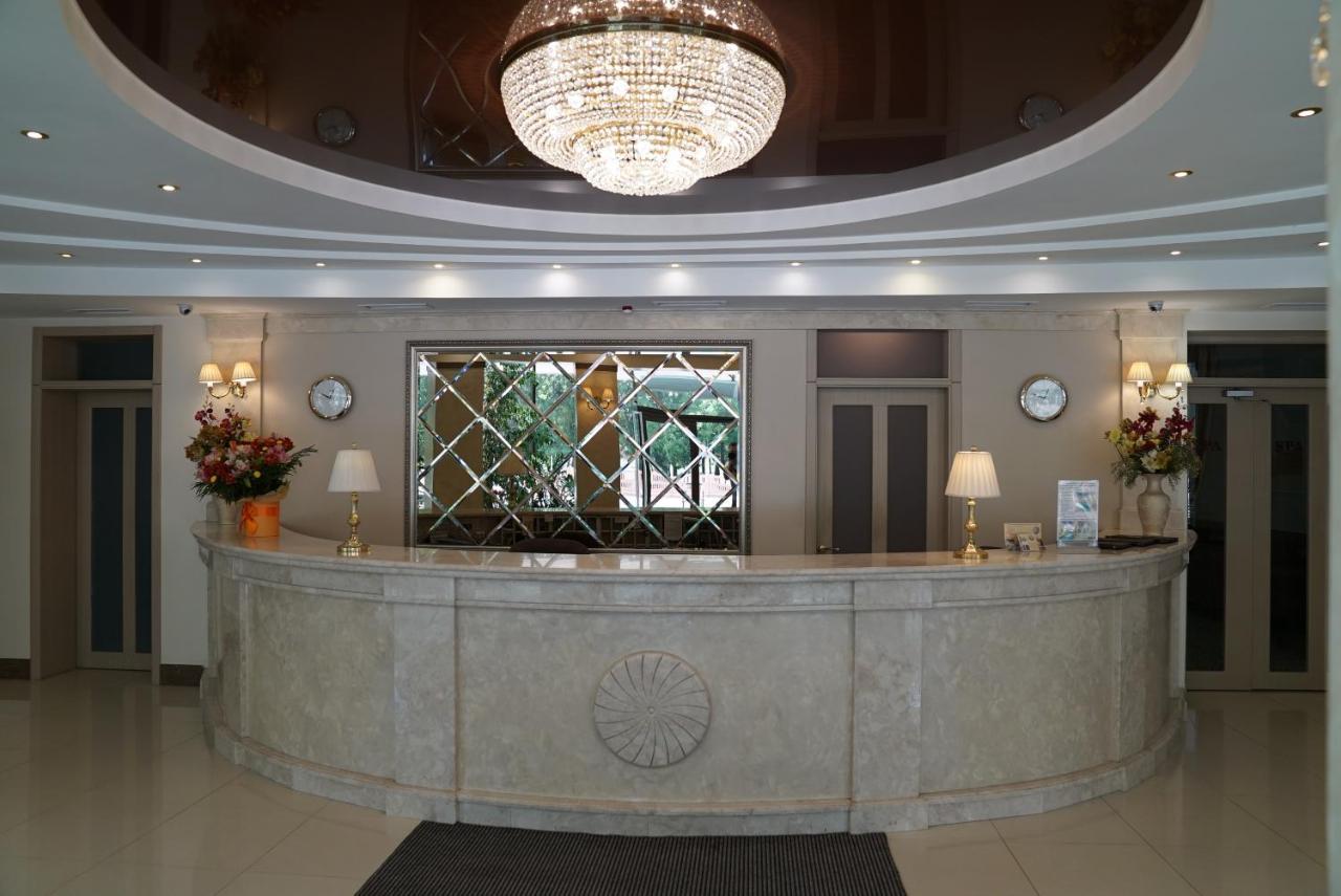 Mercury Hotel คาร์คิฟ ภายนอก รูปภาพ