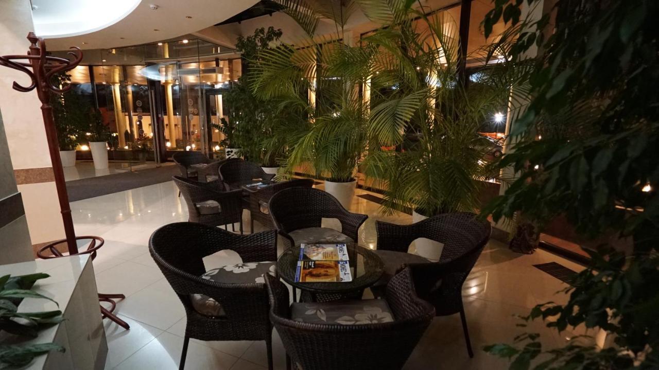 Mercury Hotel คาร์คิฟ ภายนอก รูปภาพ