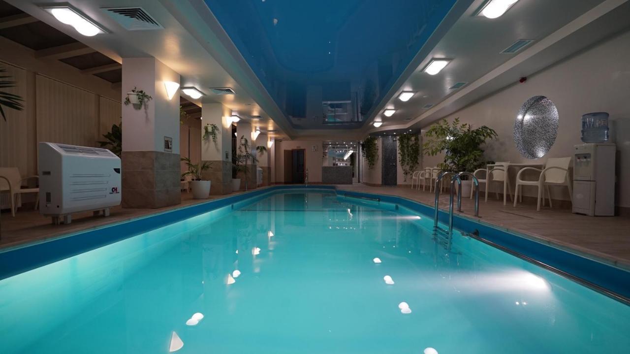 Mercury Hotel คาร์คิฟ ภายนอก รูปภาพ