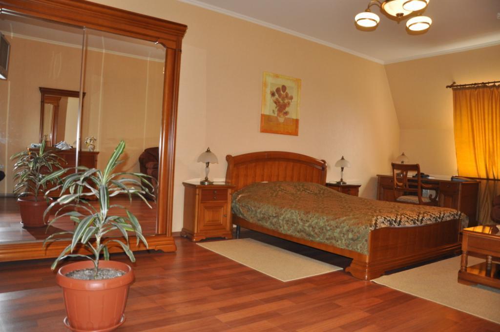 Mercury Hotel คาร์คิฟ ภายนอก รูปภาพ