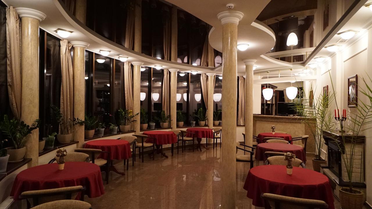 Mercury Hotel คาร์คิฟ ภายนอก รูปภาพ